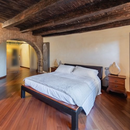 Dimora Paradiso - Camera Queen con balcone 2_